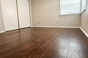 9302 Golden Sunshine Dr, Houston, TX 77064 - Photo 7