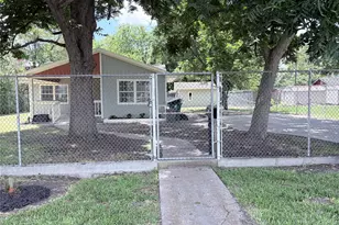 9532 E Avenue I, Houston, TX 77012 - Photo 7