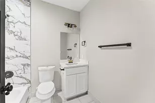 8221 Flaxman St, Houston, TX 77029 - Photo 21