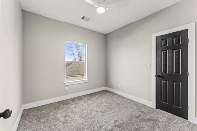 8221 Flaxman St, Houston, TX 77029 - Photo 23