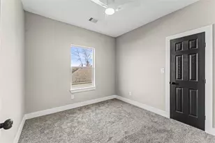 8221 Flaxman St, Houston, TX 77029 - Photo 23