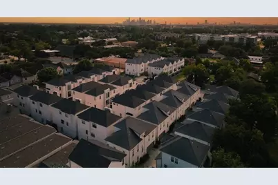 834 Wakefield Drive #B, Houston, TX 77018 - Photo 3
