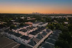834 Wakefield Dr, Houston, TX 77018 - Photo 3