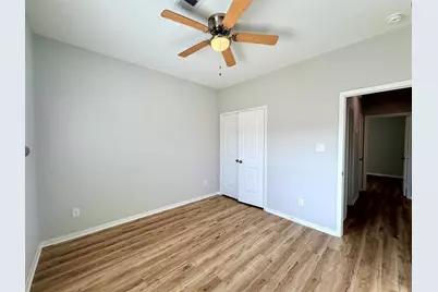 502 S Ross Sterling #B, Anahuac, TX 77514 - Photo 25
