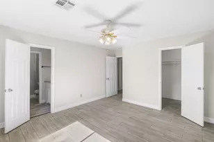 327 Windward Dr, League City, TX 77573 - Photo 19