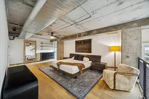 2000 Bagby St, Houston, TX 77002 - Photo 9