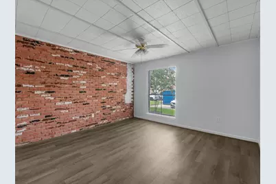 8423 Hearth Drive #3, Houston, TX 77054 - Photo 9