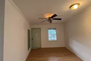 5216 Arboles Dr, Houston, TX 77035 - Photo 3