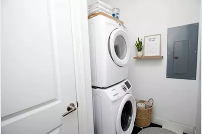 1211 Caroline Street #1104, Houston, TX 77002 - Photo 23