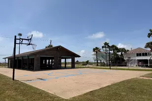 16609 Flamingo Way, Jamaica Beach, TX 77554 - Photo 35