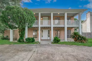 534 Robert E Lee Dr, Conroe, TX 77302 - Photo 1