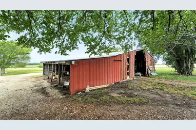 81 Private Road 3095, Shiner, TX 77984 - Photo 9