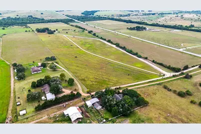 81 Private Road 3095, Shiner, TX 77984 - Photo 37