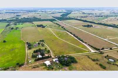 81 Private Road 3095, Shiner, TX 77984 - Photo 35