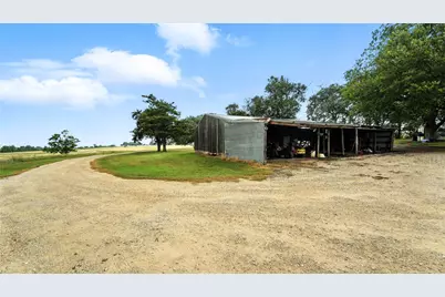 81 Private Road 3095, Shiner, TX 77984 - Photo 7