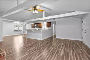 6416 Oak Knoll Rd, Montgomery, TX 77316 - Photo 11