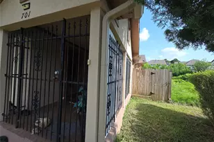 701 Mansfield St, Houston, TX 77091 - Photo 7