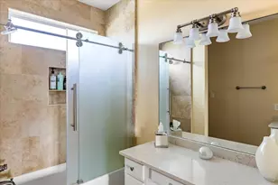 13609 Pirates Beach Blvd, Galveston, TX 77554 - Photo 27