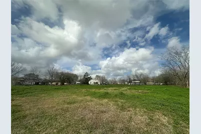 1925 County Road 543, Angleton, TX 77515 - Photo 3