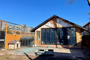 1807 Lawrence St, Houston, TX 77008 - Photo 3