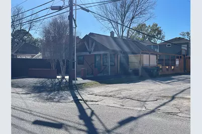 1807 Lawrence Street, Houston, TX 77008 - Photo 11