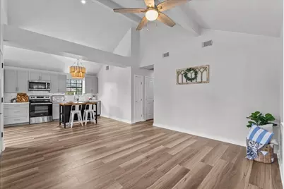 310 Lakeside Drive, Kemah, TX 77565 - Photo 9