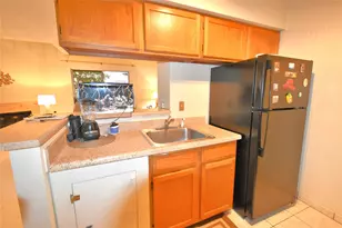 3100 Jeanetta St, Houston, TX 77063 - Photo 11