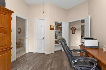529 Stephen F Austin Drive, Conroe, TX 77302 - Photo 23