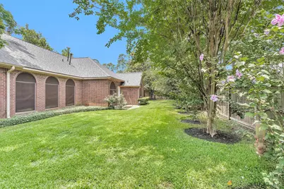 529 Stephen F Austin Drive, Conroe, TX 77302 - Photo 5