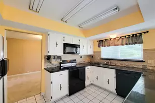 18318 Wild Willow Ln, Katy, TX 77449 - Photo 11