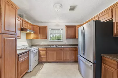 535 Edgebrook Drive, Houston, TX 77034 - Photo 7