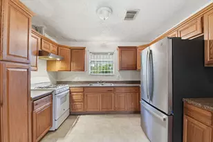 535 Edgebrook Dr, Houston, TX 77034 - Photo 7