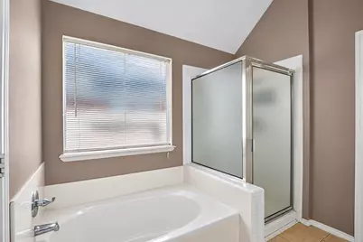 3907 Vinecrest Drive, Pearland, TX 77584 - Photo 17