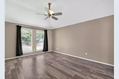 3907 Vinecrest Drive, Pearland, TX 77584 - Photo 7