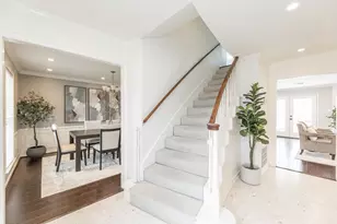 3010 Riata Ln, Houston, TX 77043 - Photo 5