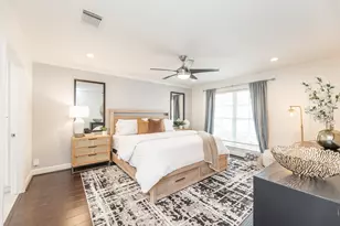 3010 Riata Ln, Houston, TX 77043 - Photo 15