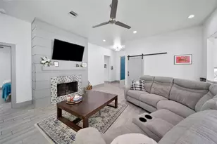 28402 Calaveras Creek Ct, Houston, TX 77336 - Photo 11