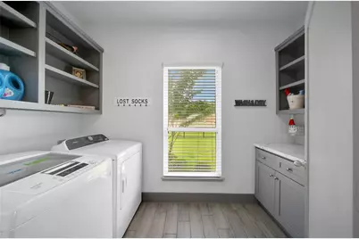 28402 Calaveras Creek Court, Houston, TX 77336 - Photo 29
