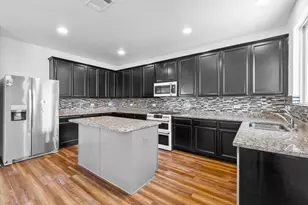 6755 Cortenridge Ln, Houston, TX 77048 - Photo 11