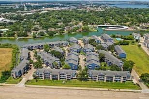 18519 Egret Bay Blvd, Webster, TX 77058 - Photo 17