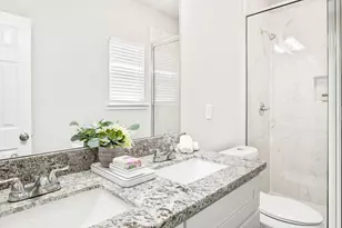 5911 Westover St, Houston, TX 77033 - Photo 11