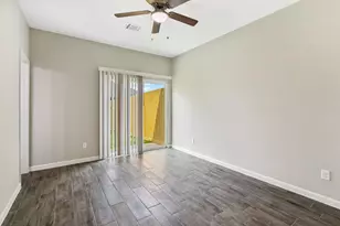 5911 Westover St, Houston, TX 77033 - Photo 11