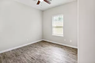 5911 Westover St, Houston, TX 77033 - Photo 17