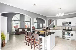 15642 Choke Canyon Dr, Sugar Land, TX 77498 - Photo 11