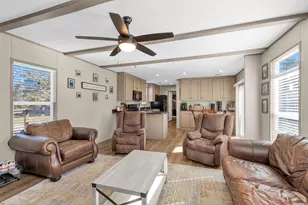 622 Lake Shore Dr, Trinity, TX 75862 - Photo 5