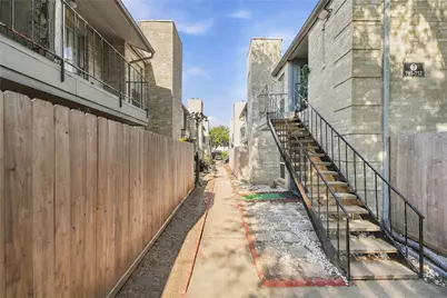 6500 Sands Point Drive #708, Houston, TX 77074 - Photo 3