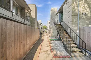 6500 Sands Point Dr, Houston, TX 77074 - Photo 3
