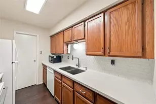 6500 Sands Point Dr, Houston, TX 77074 - Photo 15