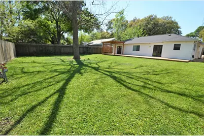 1906 Coulcrest Drive, Houston, TX 77055 - Photo 31