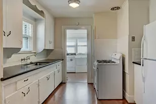 1926 W McKinney St, Houston, TX 77019 - Photo 3